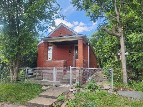313 Linton St, Mckees Rocks, PA 15136