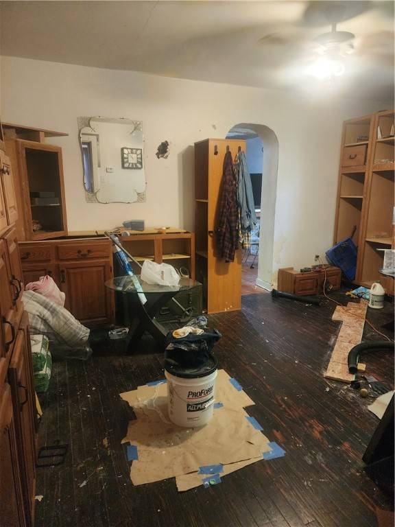 313 Linton St, Mckees Rocks, PA 15136