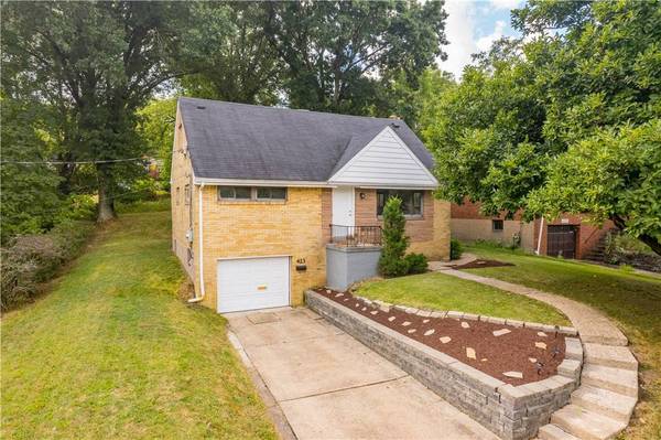 423 Woodrift Ln, Pleasant Hills, PA 15236