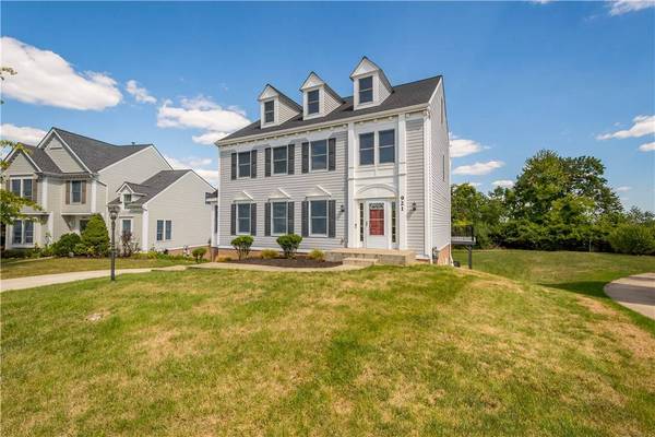 921 Bideford Dr, South Park, PA 15129