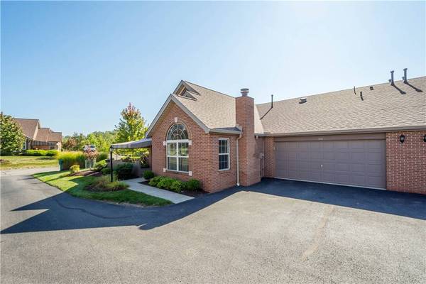 6384 Jefferson Pointe Cir, Jefferson Hills, PA 15025