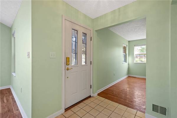 6384 Jefferson Pointe Cir, Jefferson Hills, PA 15025