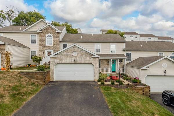220 Brae Glen Dr, North Strabane, PA 15317