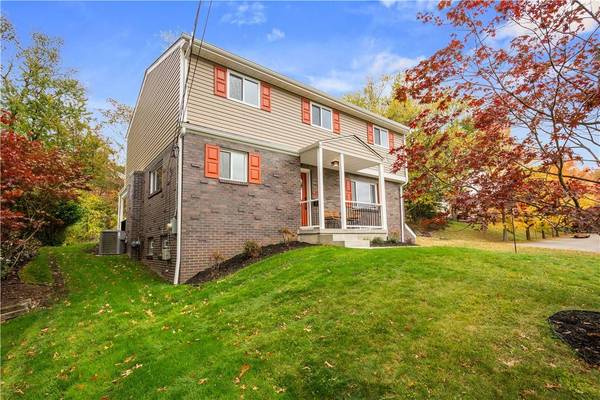 397 Cavan Dr, Pleasant Hills, PA 15236
