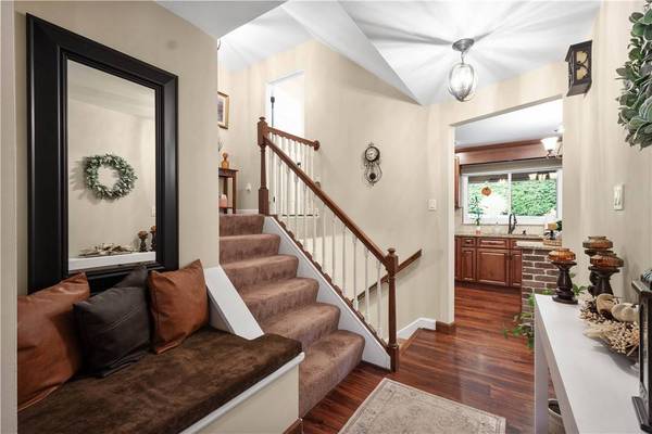 4954 Parkvue Dr, Whitehall, PA 15236