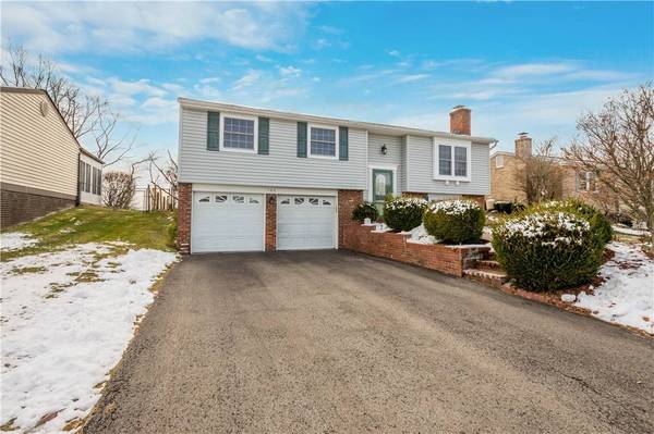 186 Sylvania Dr, South Park, PA 15236