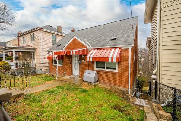 2297 Jacob St, Brookline, PA 15234