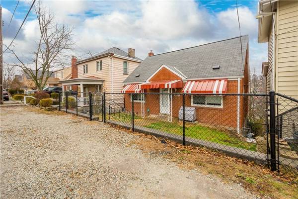 2297 Jacob St, Brookline, PA 15234