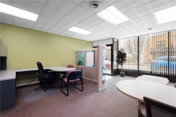 3613 Brownsville Rd, Brentwood, PA 15227