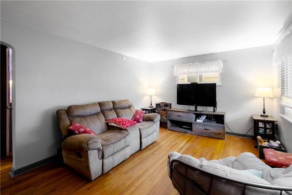 2297 Jacob St, Brookline, PA 15234