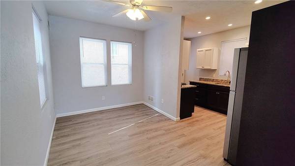 8-10 Pointview Rd, Brentwood, PA 15227