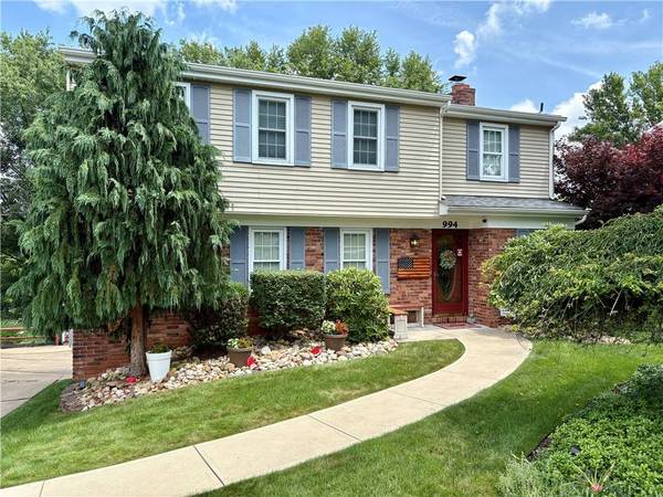 994 Westchester Rd, South Park, PA 15129