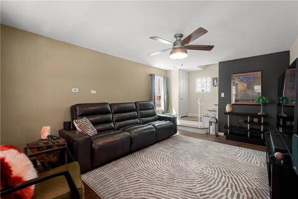 3029 Churchview Ave, Baldwin Boro, PA 15227