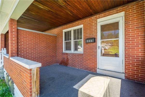 333 Greenlee Rd, Brentwood, PA 15227