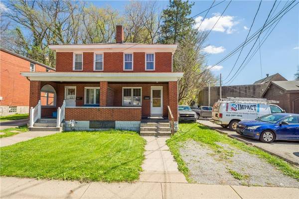 333 Greenlee Rd, Brentwood, PA 15227