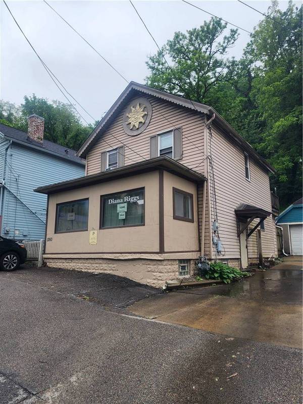 1260 Grove Rd, Castle Shannon, PA 15234