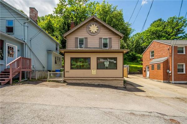 1260 Grove Rd, Castle Shannon, PA 15234