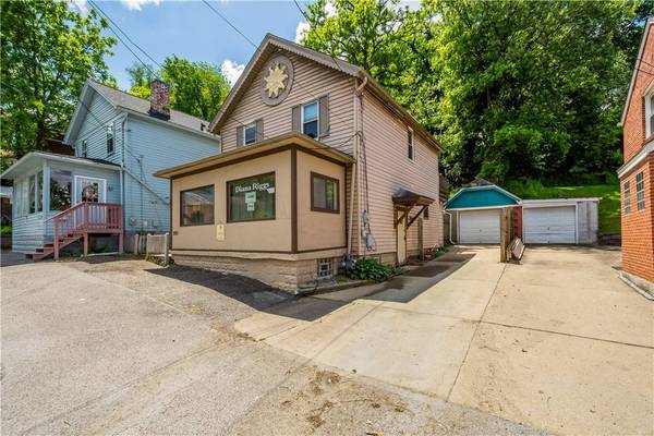1260 Grove Rd, Castle Shannon, PA 15234