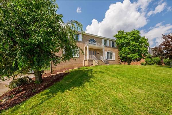 110 Kathy Ann Ln, Peters Twp, PA 15317