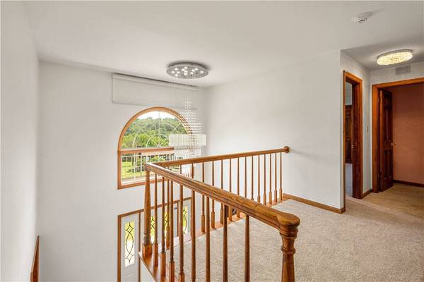 110 Kathy Ann Ln, Peters Twp, PA 15317