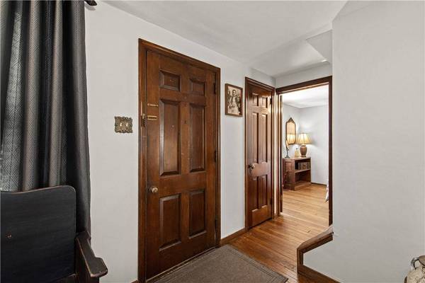 512 Highview Rd, Baldwin Twp, PA 15234