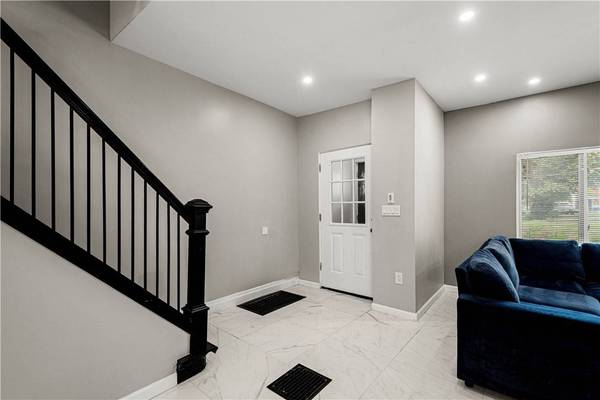 214 N Aiken Ave, Garfield, PA 15206