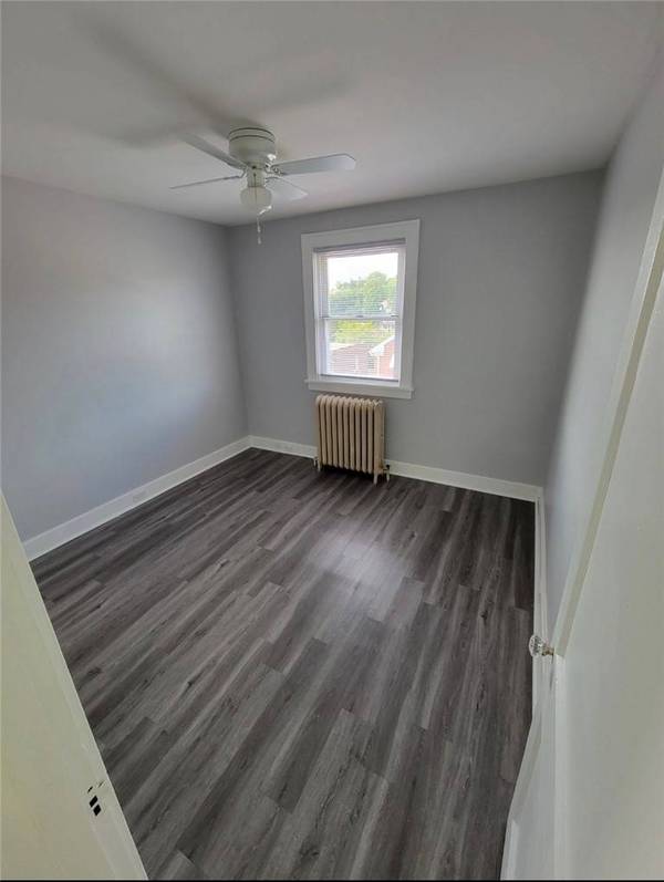 2927 Pyramid Ave, Brentwood, PA 15227