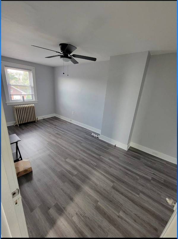 2927 Pyramid Ave, Brentwood, PA 15227
