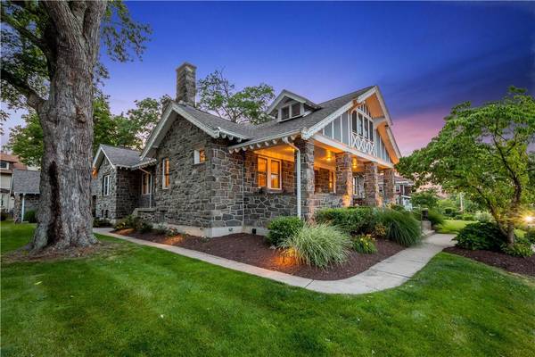 3200 Brownsville Rd, Brentwood, PA 15227