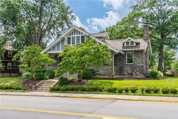 3200 Brownsville Rd, Brentwood, PA 15227