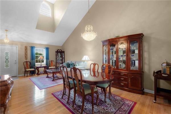 3039 Duncan Ln, Whitehall, PA 15236