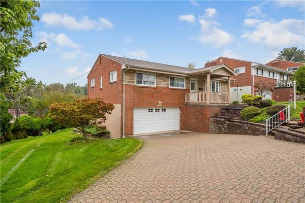 153 Woodhall Dr, Baldwin Boro, PA 15236