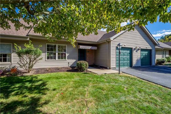 1407 Greenbriar Ct, South Park, PA 15129