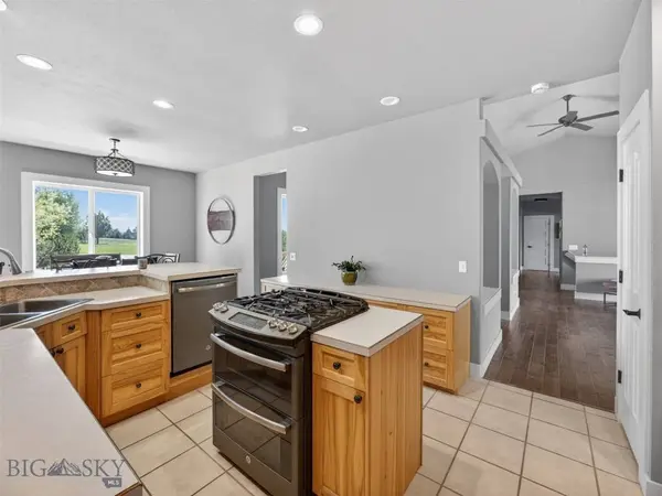 749 Summer Ridge RD, Bozeman, MT 59715