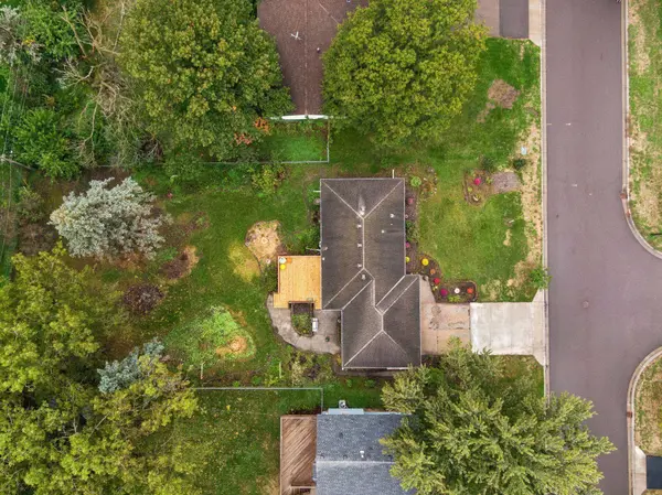 2501 80th AVE N, Brooklyn Park, MN 55444