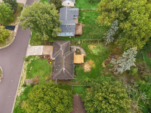 2501 80th AVE N, Brooklyn Park, MN 55444