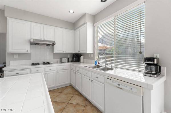 7823 Windward RD, Las Vegas, NV 89147