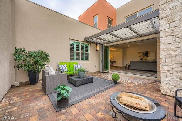 4294 Swift ST, Las Vegas, NV 89135