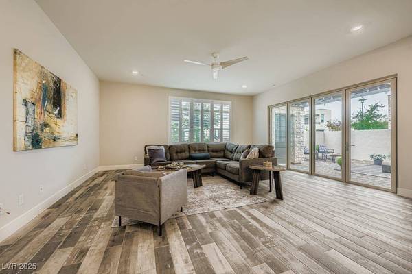 4294 Swift ST, Las Vegas, NV 89135