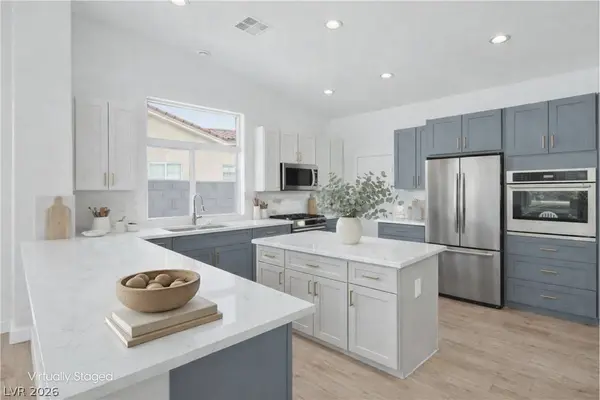 7411 Thornbuck PL, Las Vegas, NV 89131
