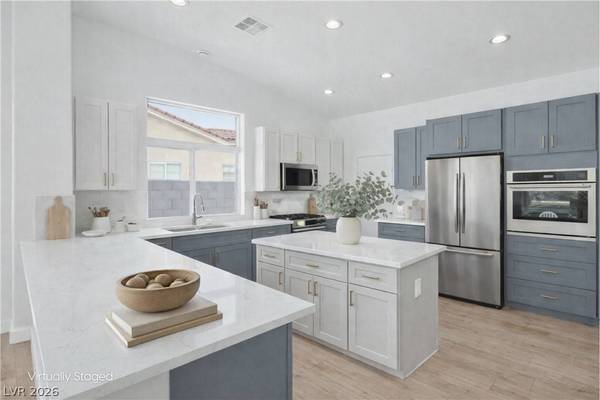 7411 Thornbuck PL, Las Vegas, NV 89131