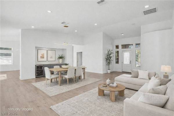 7411 Thornbuck PL, Las Vegas, NV 89131