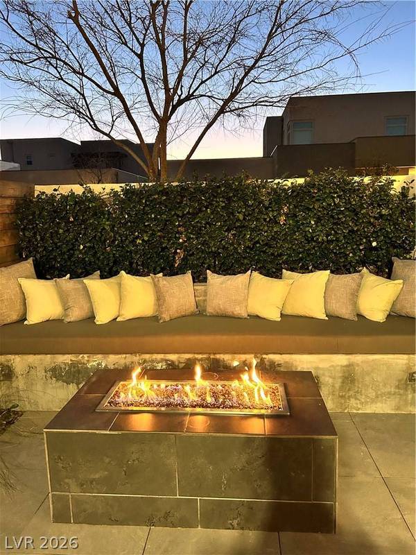 4262 Swift ST, Las Vegas, NV 89135