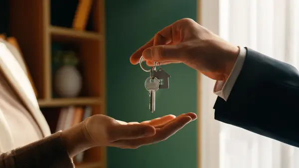 What Buyers Should Consider Before Choosing the Right Realtor in Westchester County