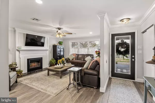 34 CHATHAM PL, Southampton, NJ 08088