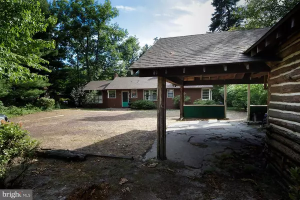 172 CHIPPEWA TRL, Medford Lakes, NJ 08055