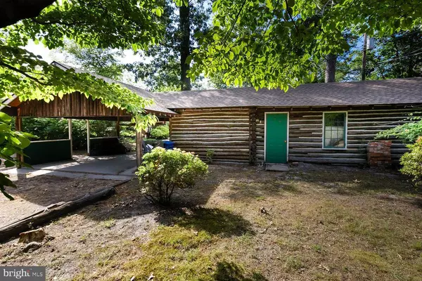 172 CHIPPEWA TRL, Medford Lakes, NJ 08055