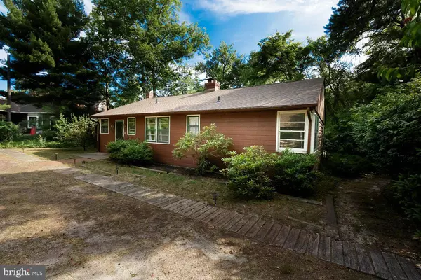 172 CHIPPEWA TRL, Medford Lakes, NJ 08055