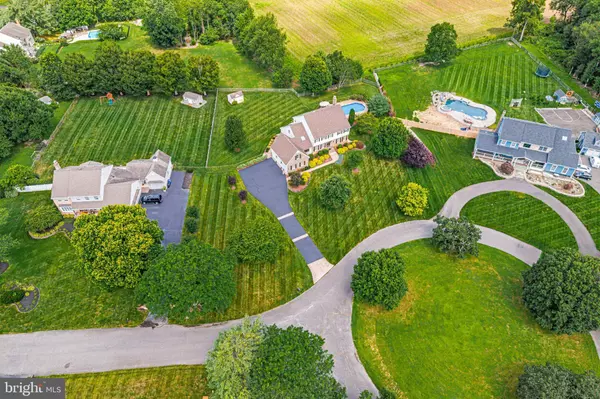 103 FOX CHASE CT, Southampton, NJ 08088