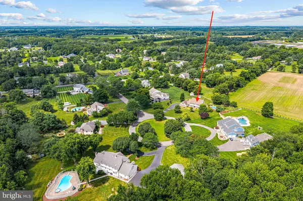 103 FOX CHASE CT, Southampton, NJ 08088